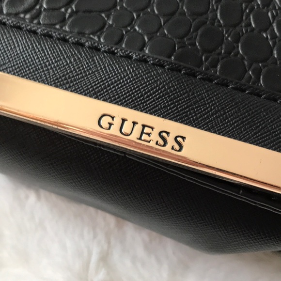 Guess crossbody bag - Picture 4 of 5